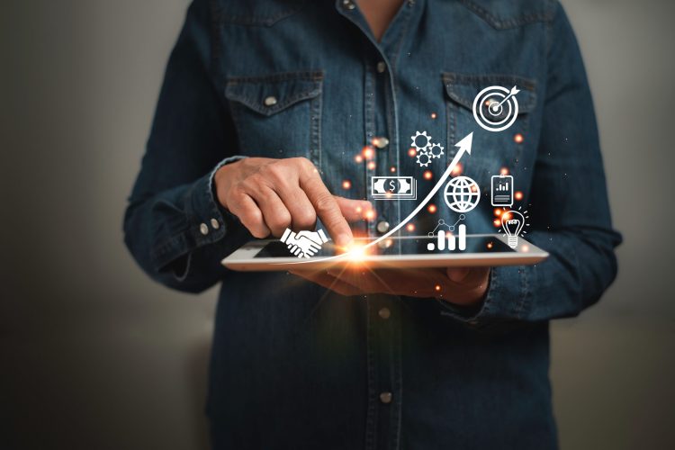 Business,Entrepreneurship,Concept,,Icon,And,Network,Connection,On,Modern,Virtual